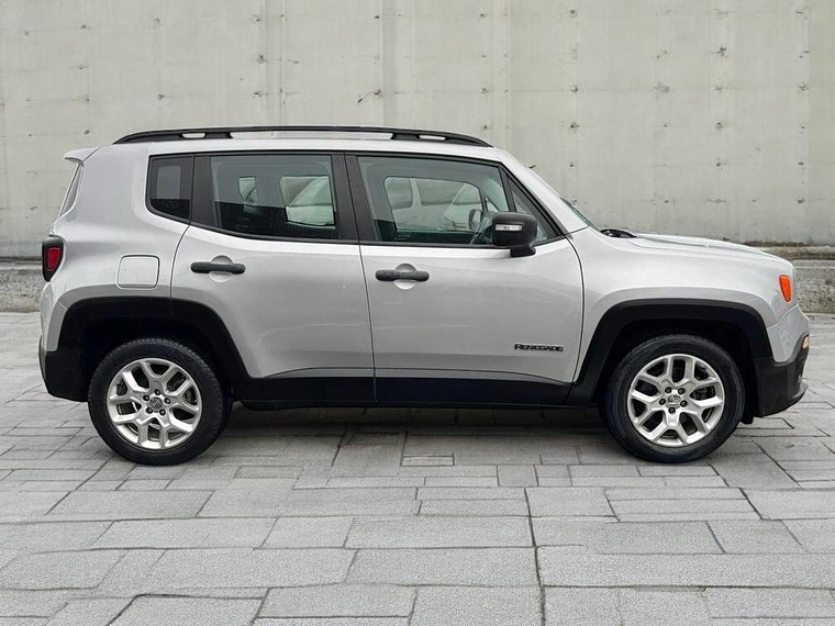 RENEGADE 1.8 AUT / AÑO 2019 / 60.100 KM 2
