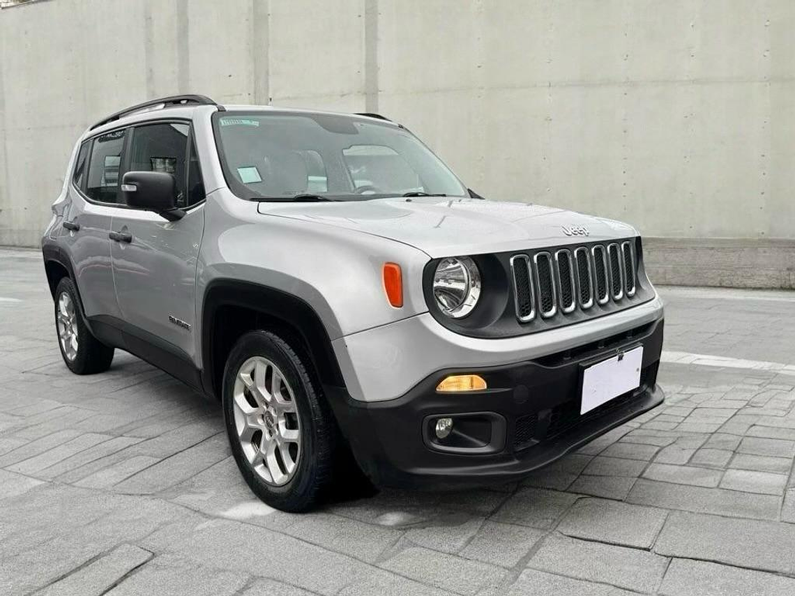 RENEGADE 1.8 AUT / AÑO 2019 / 60.100 KM 1