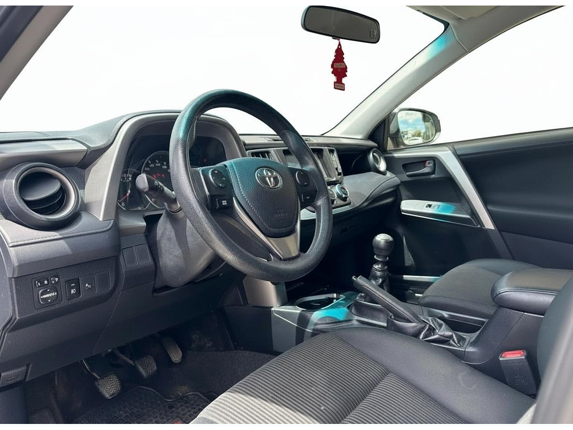 RAV 4 2.0 /AÑO 2017 / 80.200 KM 5