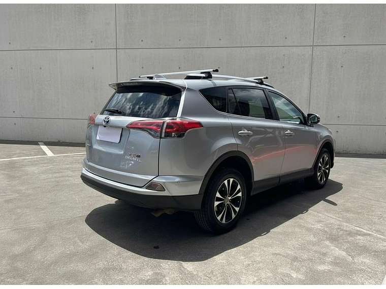 RAV 4 2.0 /AÑO 2017 / 80.200 KM 7