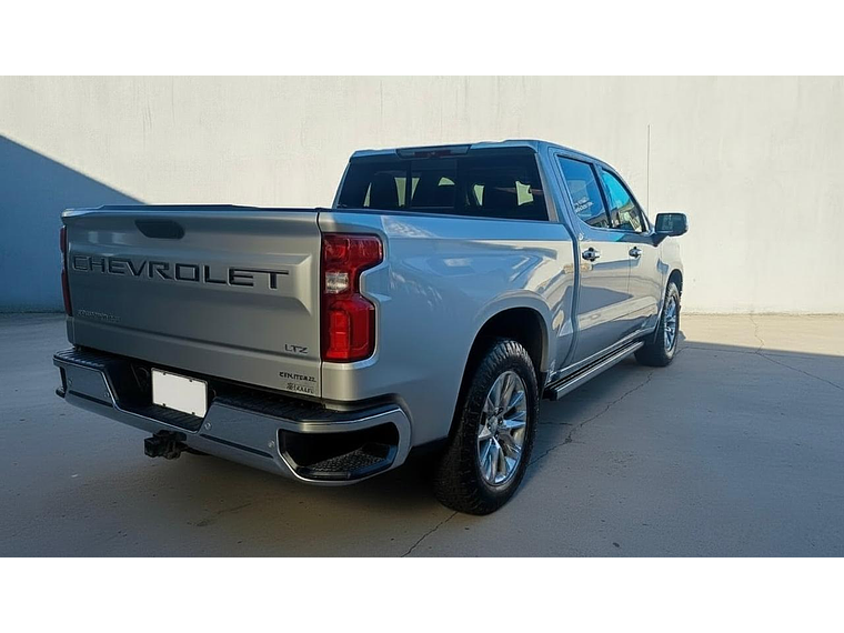 SILVERADO 5.3 LTZ 4x4 AT /AÑO 2021 / 65.500 KMS 3