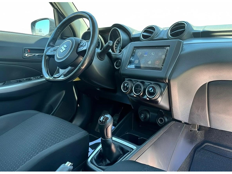 SWIFT GLX 1.2 / AÑO 2022 / 87.500 KMS 5