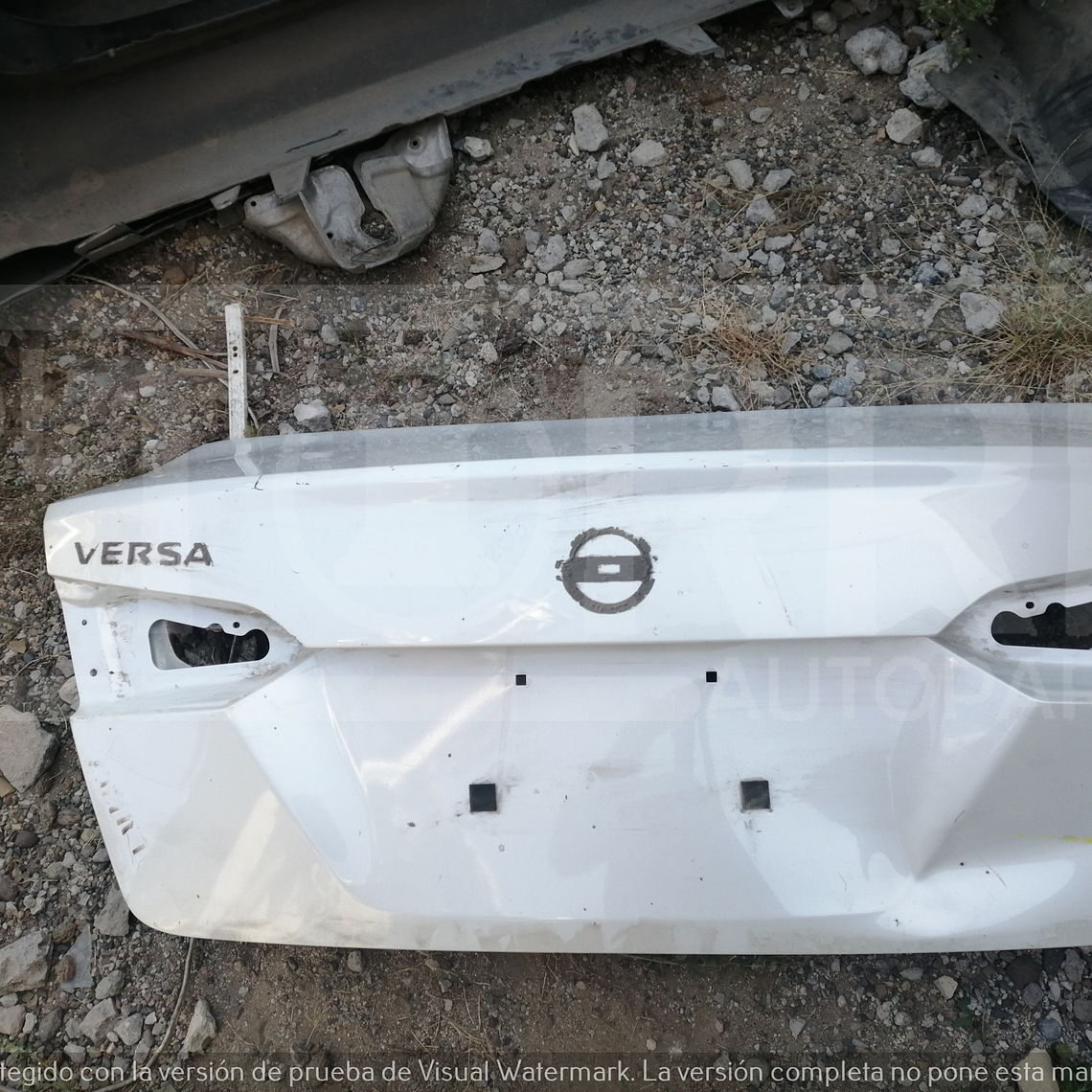 Tapa cajuela versa 2020 1