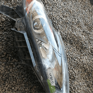 Faro ns altima 17-18 fondo negro p/foco halogeno c/leds c/foco der