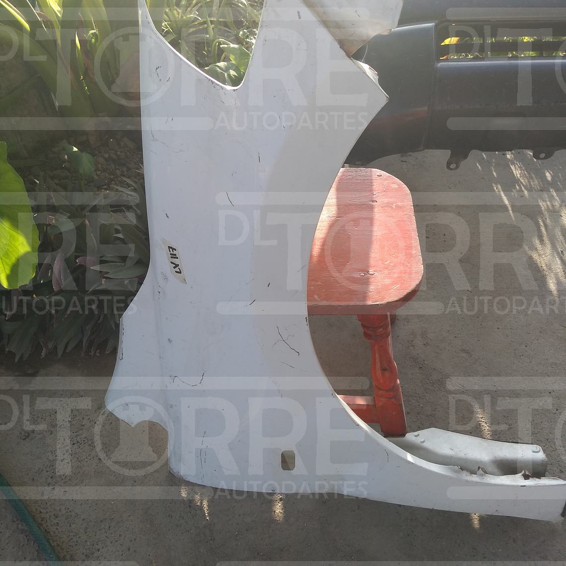 Salpicadera nissan tiida der  2007-2018 p/pintar original 1