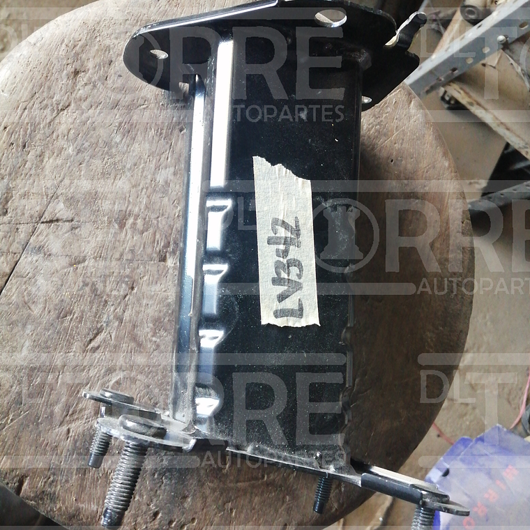 Soporte nissan x-trail  trasero 2015-2019 2