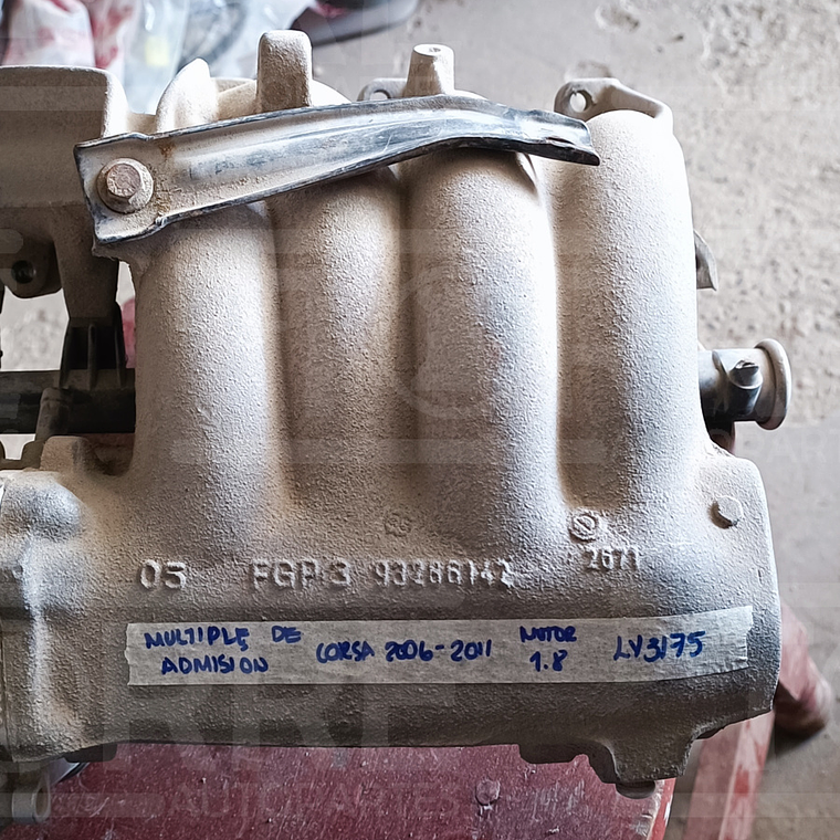Multiple de admision corsa motor 1.8 2003-2008 2