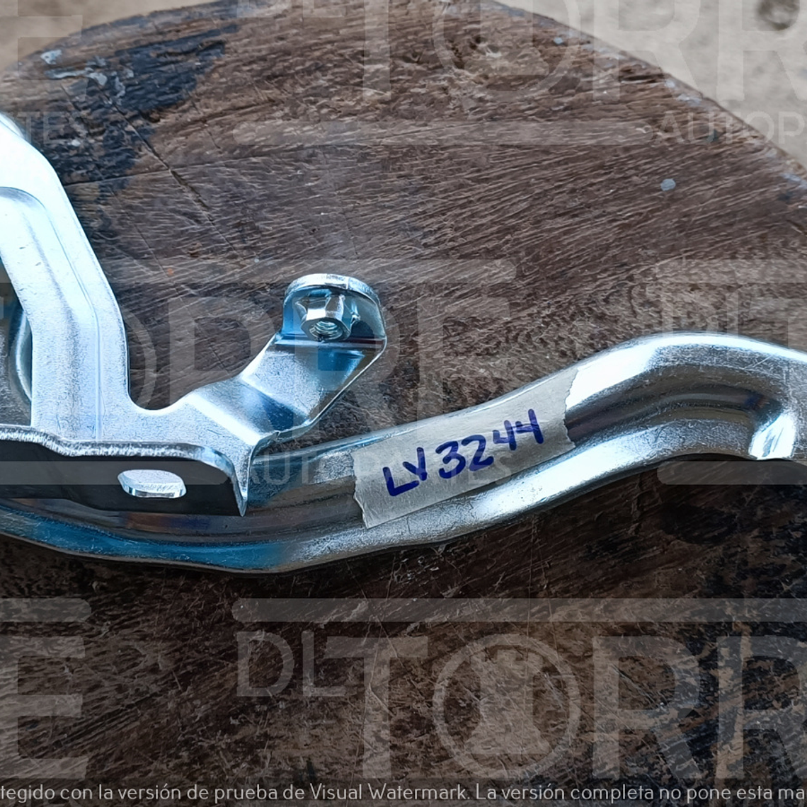 Bisagra cofre nissan versa 2020-2022 1