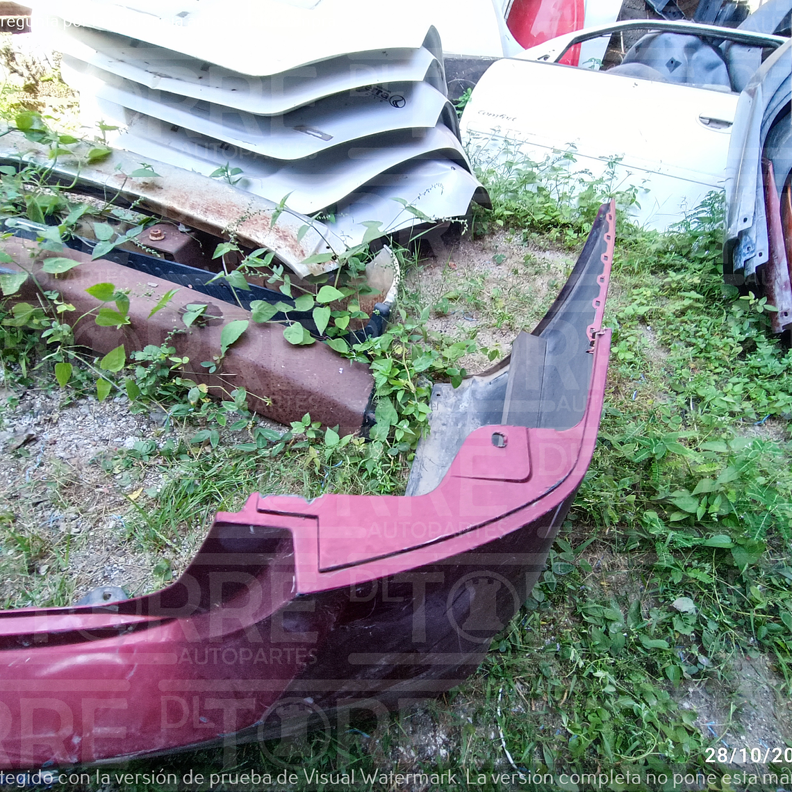 Fascia  de Nissan Sentra tras, 2017-2019 1