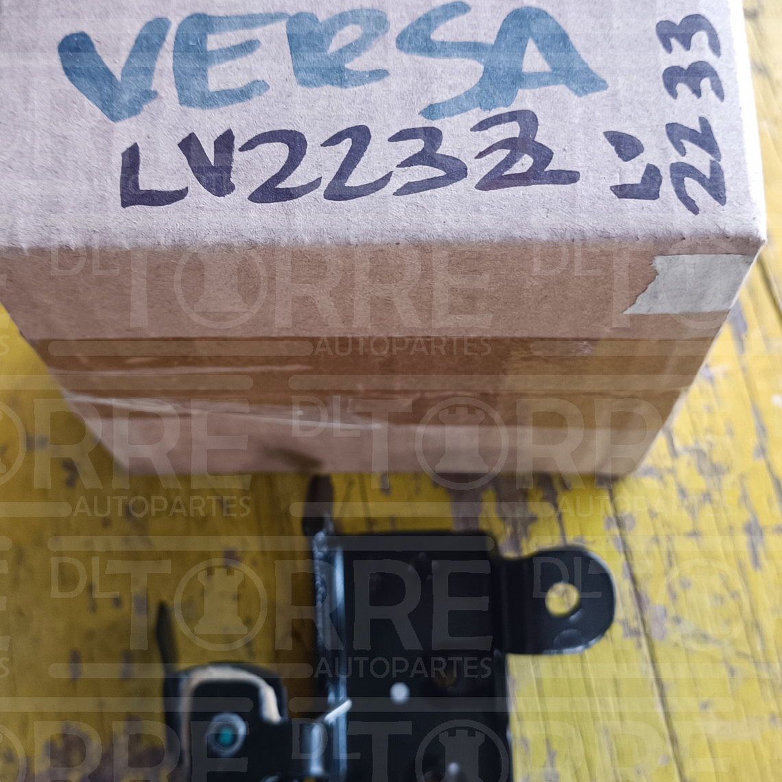 CONTRA DE CHAPA  de Nissan Versa TRAS, 2012-2018 1