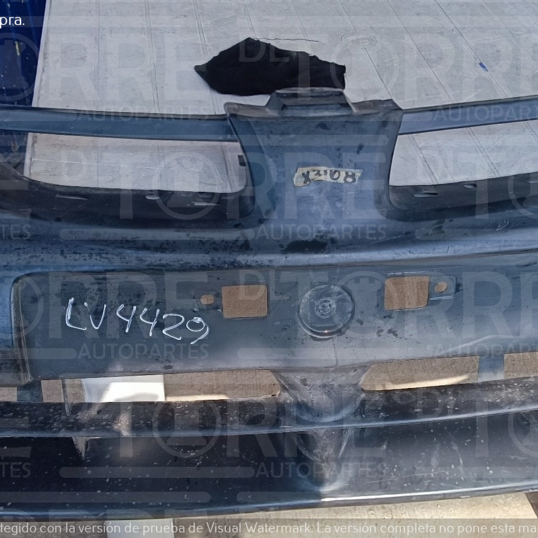 Fascia  de Nissan Almera del, 2001 a 2002 2