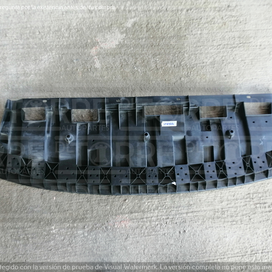 Tolva para radiador de Nissan XTRAIL inf, 2013-2019 1