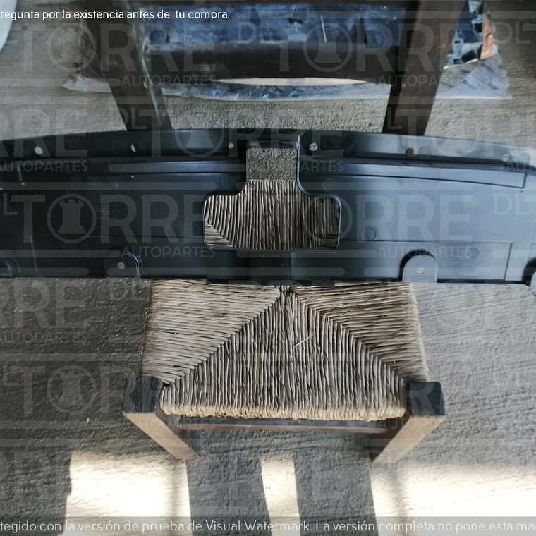 Tolva para radiador de Nissan NP300 2021-2022 1