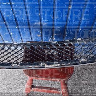  Parrilla de Chevrolet SUBURBAN central, delantera, exterior, inferior, 2007-2013