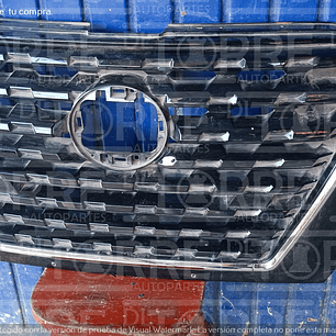 Parrilla de Nissan Kicks Central, delantera, exterior, superior, 2021-2023