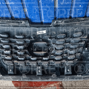 Parrilla de Nissan Kicks Central, delantera, exterior, superior, 2017-2020