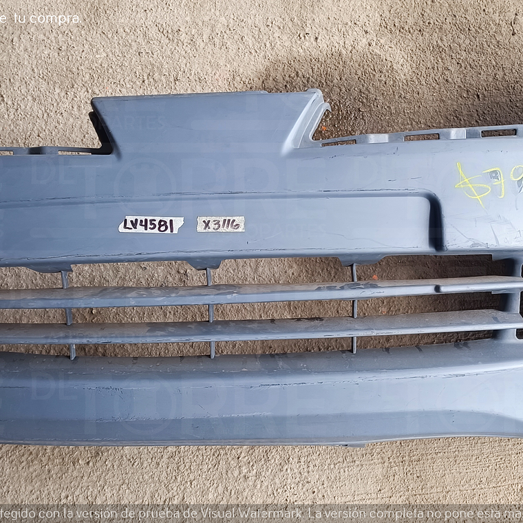 Fascia de Nissan Micra central, delantera, exterior, superior, 2005-2006 3