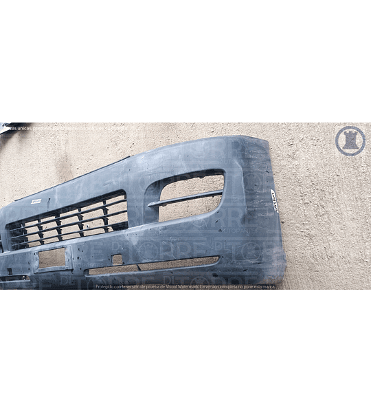 Fascia de Toyota Hiace central, delantera, exterior, superior, 2006-2010