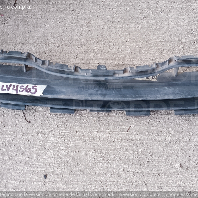 Parrilla de Nissan March central, delantera, exterior, superior, 2012-2014 1