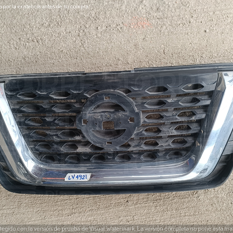 Parrilla  de Nissan Kicks , 2017-2020 1