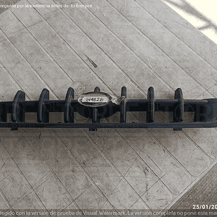 Parrilla  de Dodge Atos central, delantero, exterior, superior, 2001-2002