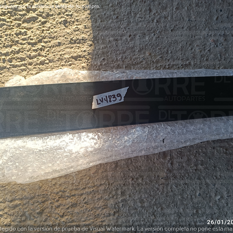 Moldura de puerta de Nissan  exterior,  1