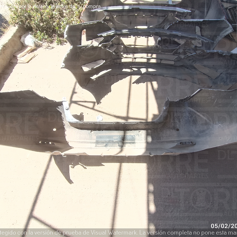 Fascia  de Nissan Versa 2020-2023 7