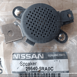 Bocina  de Nissan Kicks interior, 2021-2023