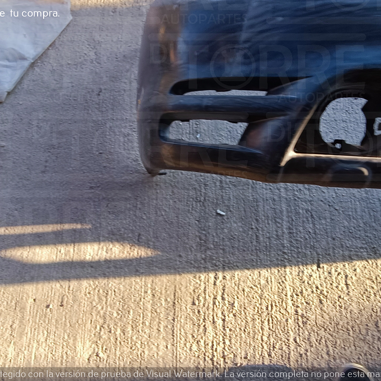 FASCIA  de Toyota MATRIX centro, delantero, exterior, superior, 2003-2006 5