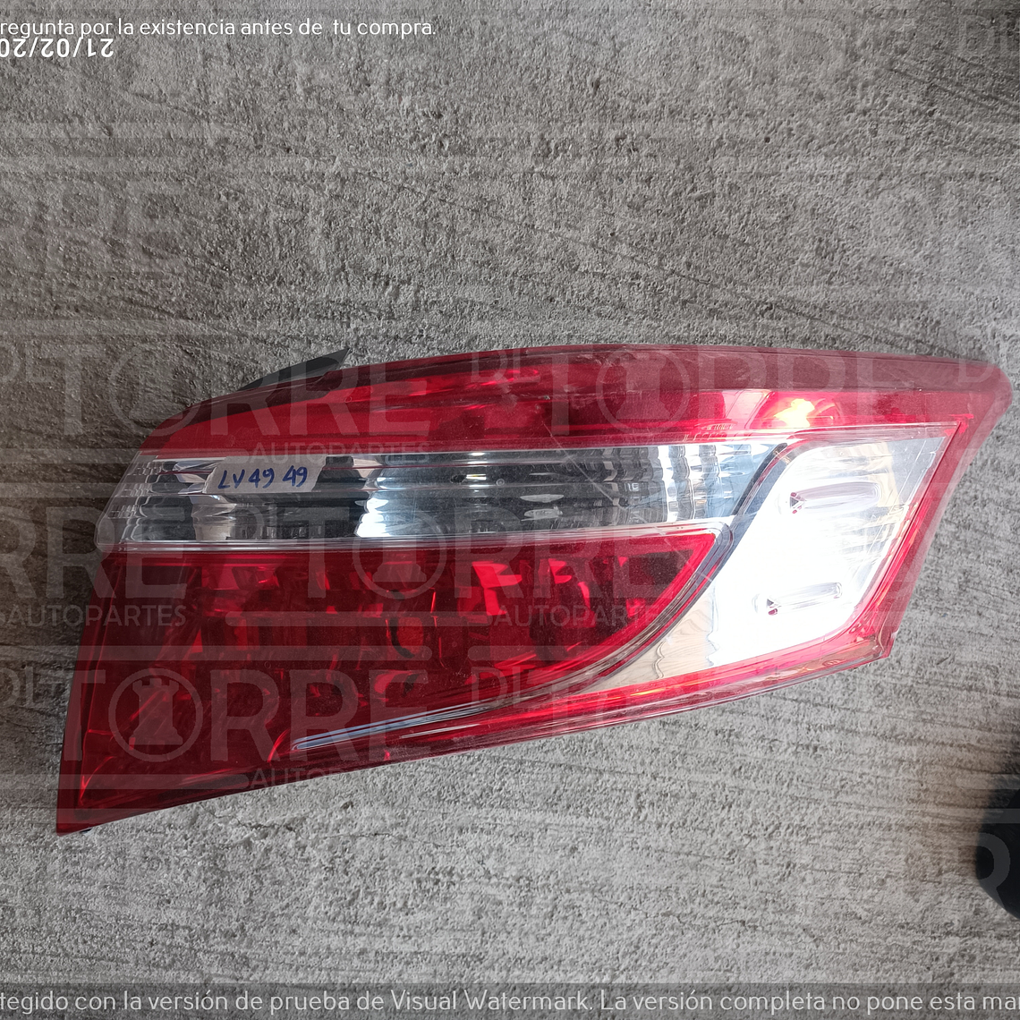 CALAVERA  de Toyota Yaris derecho, 2017 1