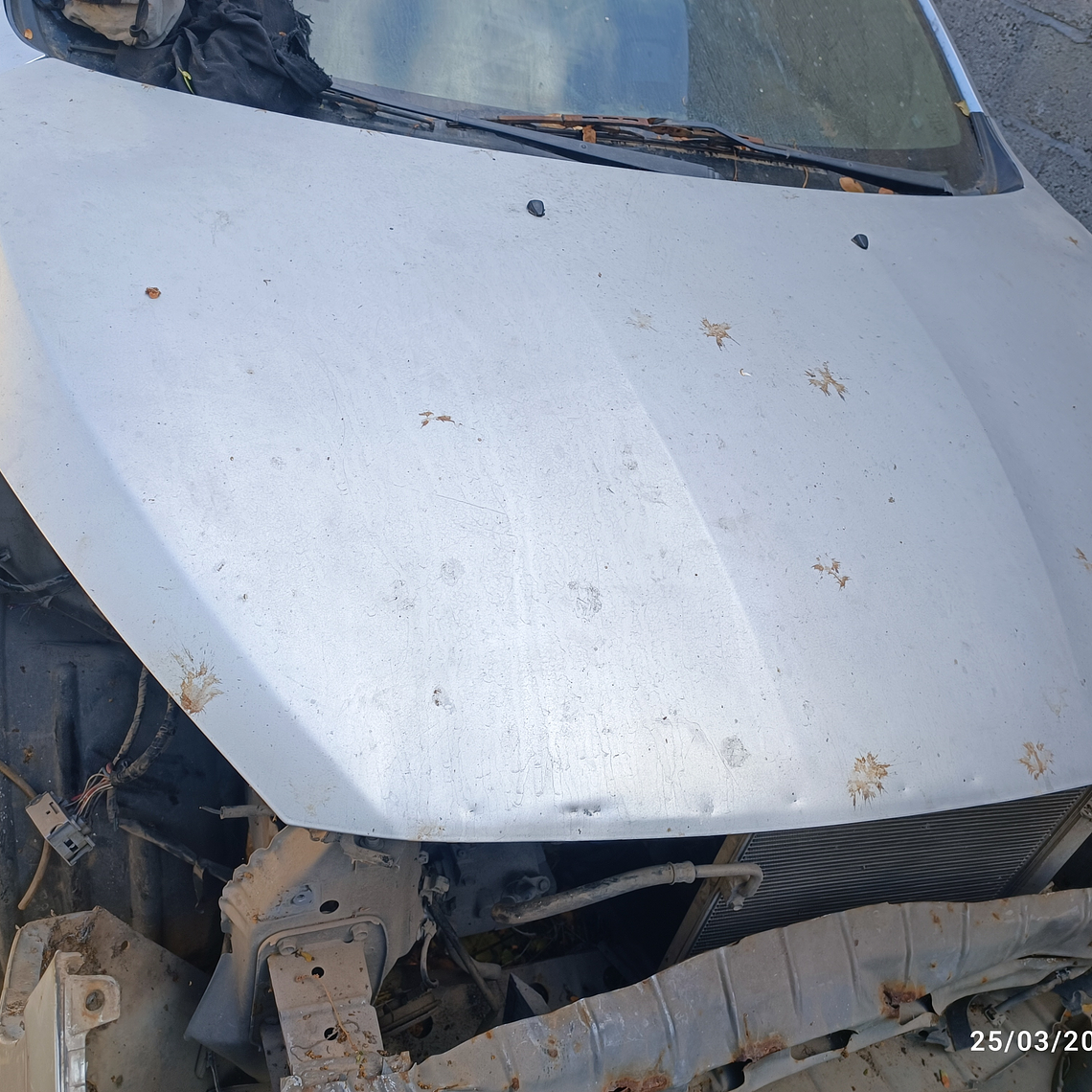 Cofre  de Dodge Attitude 2015-2023 2