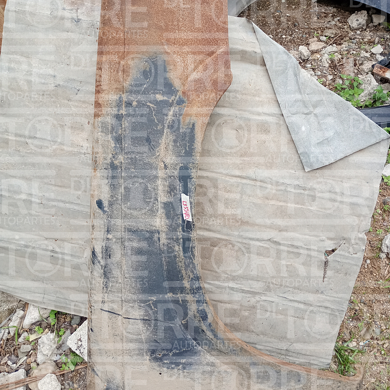 Salpicadero de Mazda B2000 derecho, delantero, 1986-1993 1