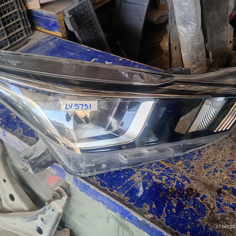 Faro de Nissan Versa derecho, delantera, 2020-2024 1