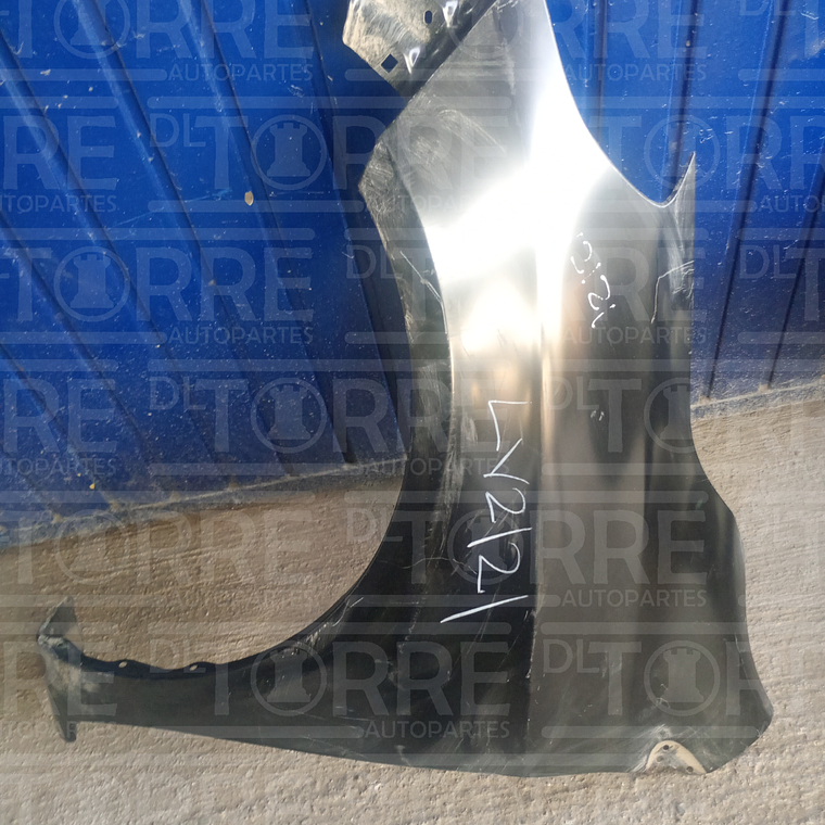 Salpicadero de Nissan Versa izquierda, delantero, 2015-2019 1