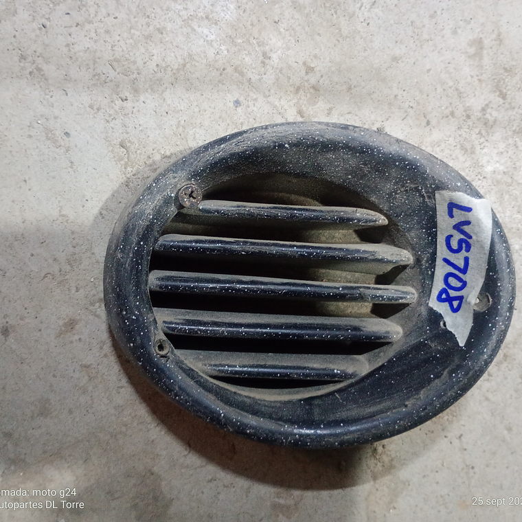 Rejilla de Chevrolet Aveo 2009-2017 1