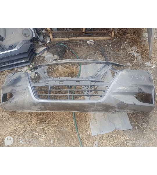 Fascia de Nissan Versa central, delantero, 2020-2022