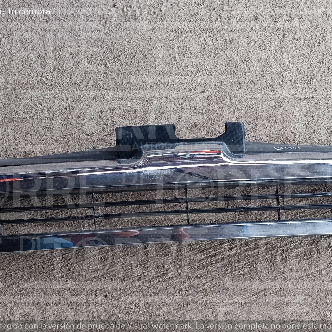 Parrilla de Toyota Hiace central, delantero, exterior, superior, 2006 a 2007 2