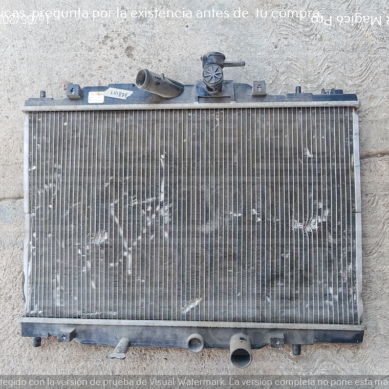 Radiador Yaris R 2016-2020 1