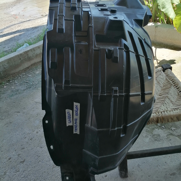 Tolva  interior para salpicadero de Nissan NP300 izquierdo, DEL, 2016-2020 1