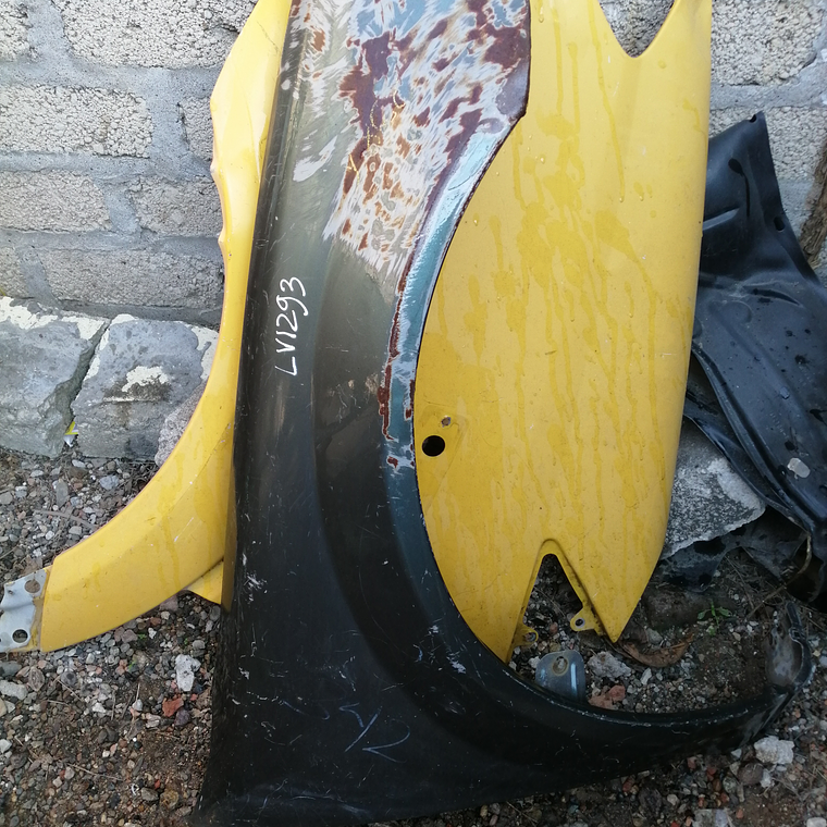 Salpicadero  de Dodge Stratus derecho, delantero, 2001-2006 1