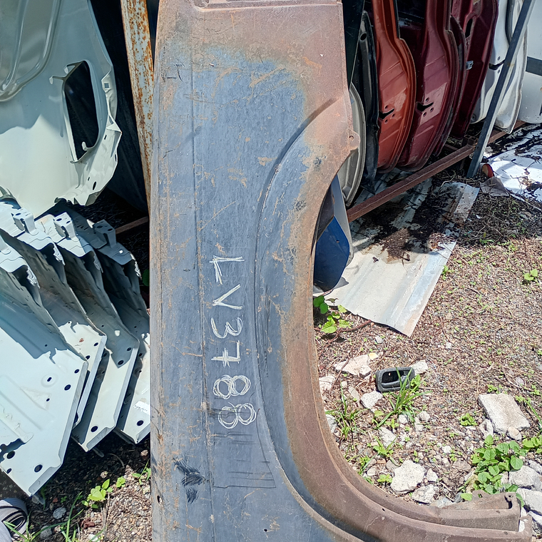 Salpicadera de Mazda pickup derecho, delantero, 1986-1993 1