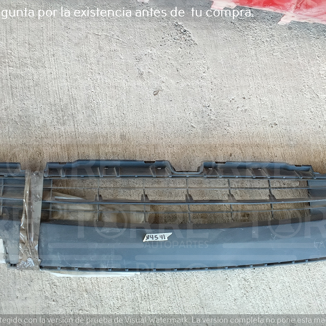 Parrilla  Rav4 2016-2018 1