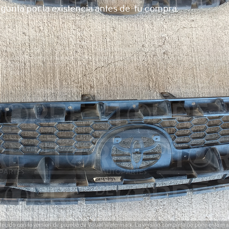 Parrilla Hilux 2009-2011 1