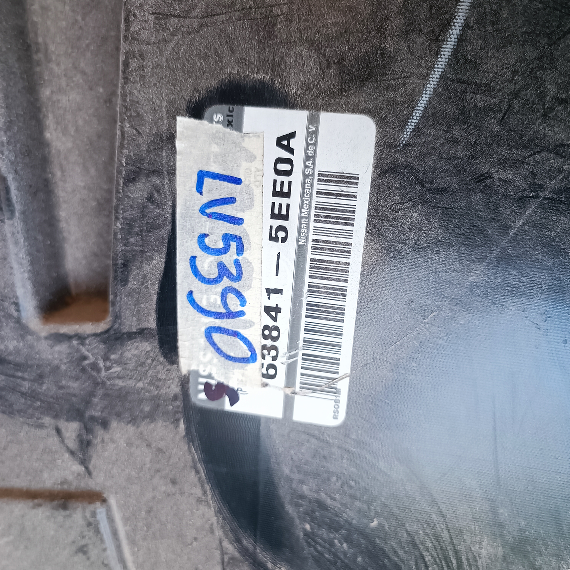 Tolva interior para salpicadero Versa 2020-2023 1