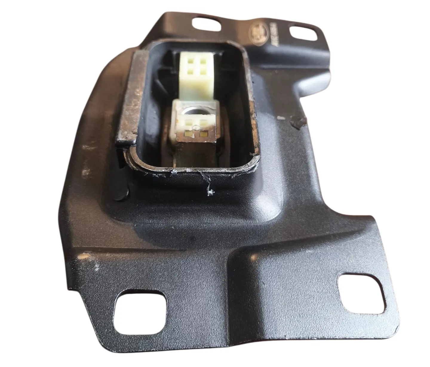 SOPORTE CAJA FORD ESCAPE, FOCUS 2012 EN ADELANTE 3