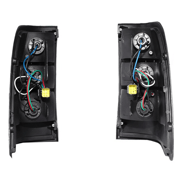 Par Farol Foco Trasero Chevrolet Luv 2.2cc 2002-2005 2