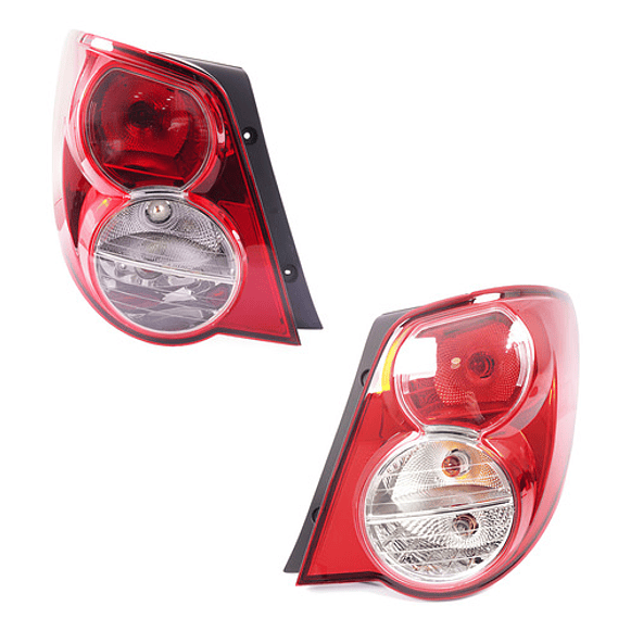 Par Farol Foco Trasero Chevrolet Sonic Sedan 1.6cc 2011-2016 1