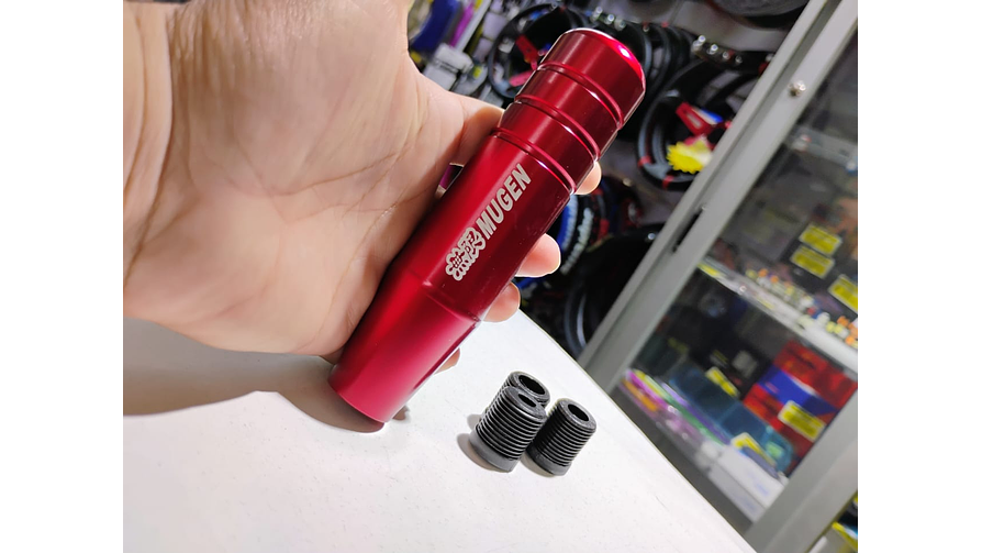 Pomo Palanca de Cambios Mugen Universal - Aluminio Extendido 13cm (Rojo) 4