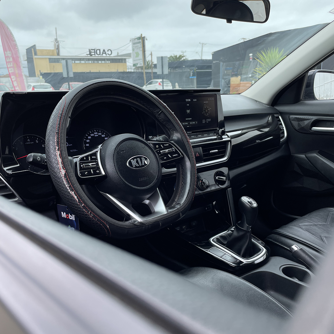 Kia Seltos 1.6 Manual EX 2021 8