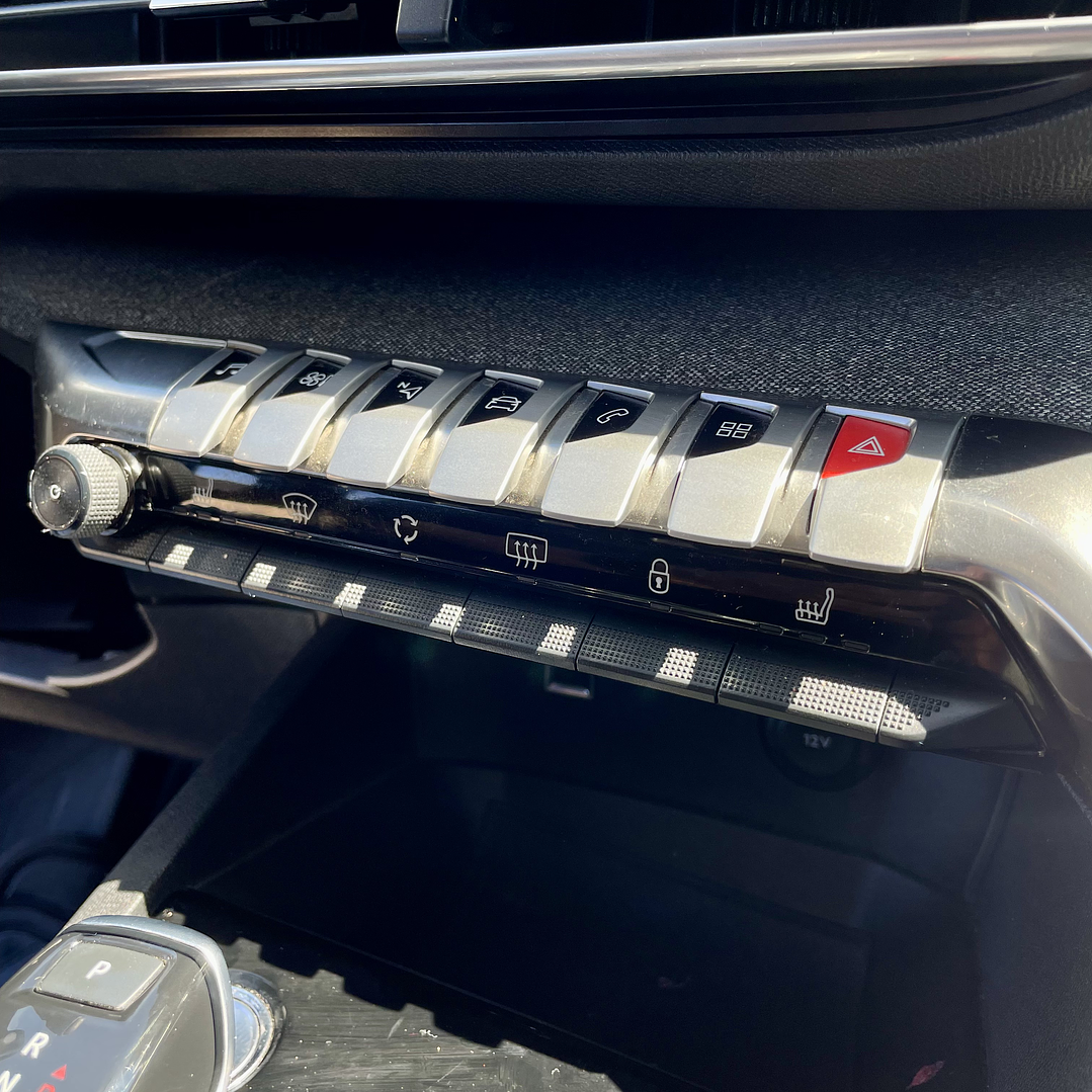 Peugeot 5008 1.5 Turbo 7P 2021 16